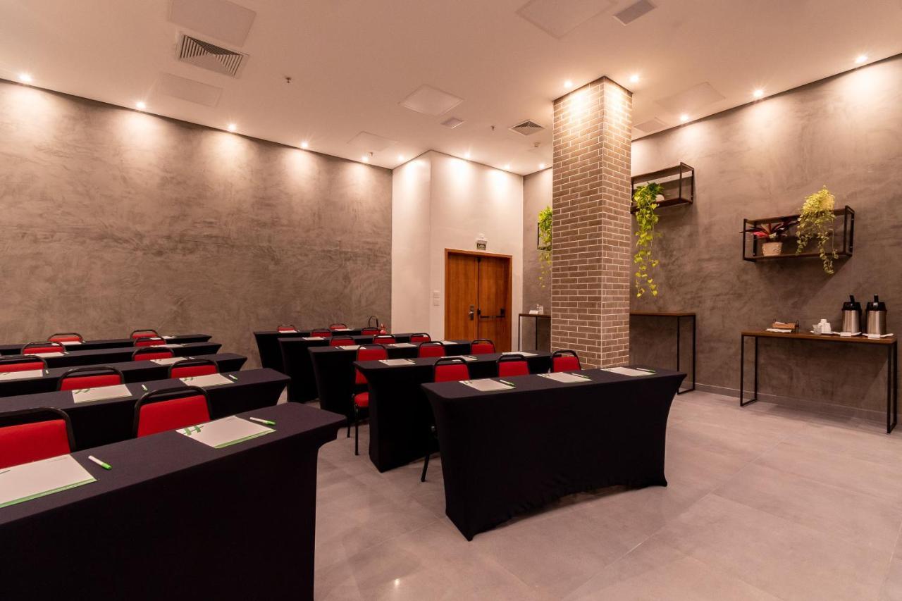 Hotel By Ihg 4*