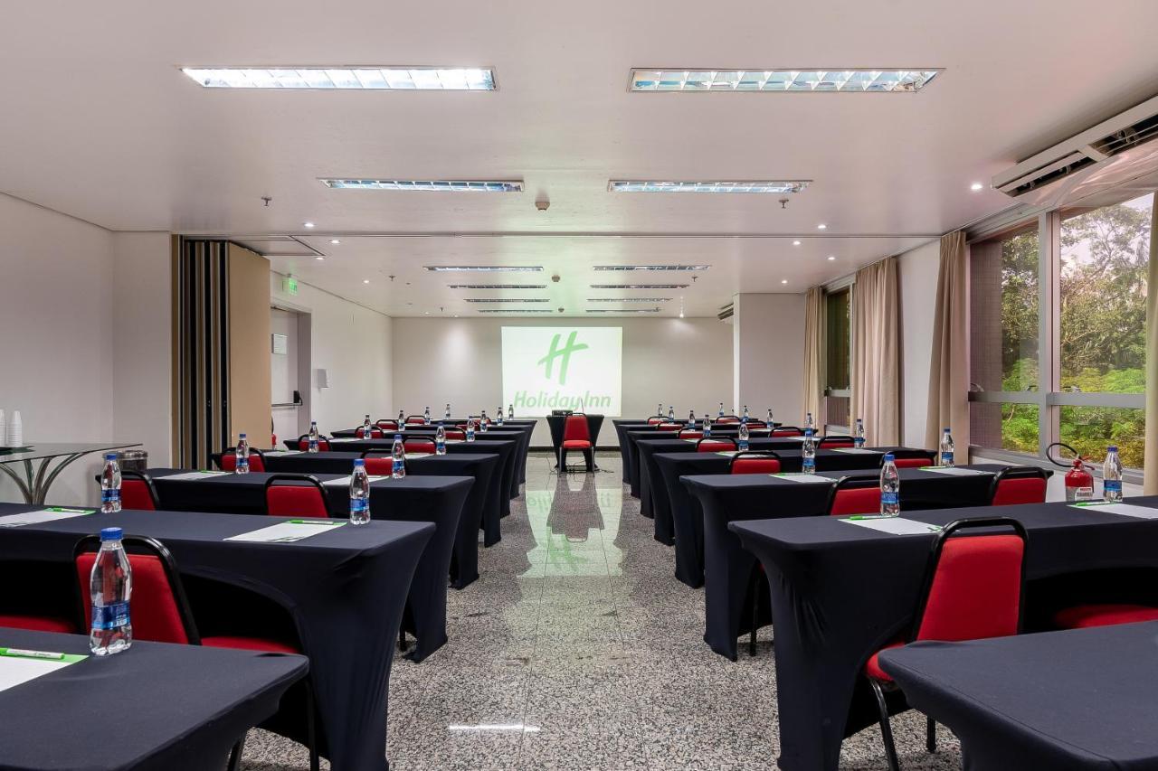 By Ihg