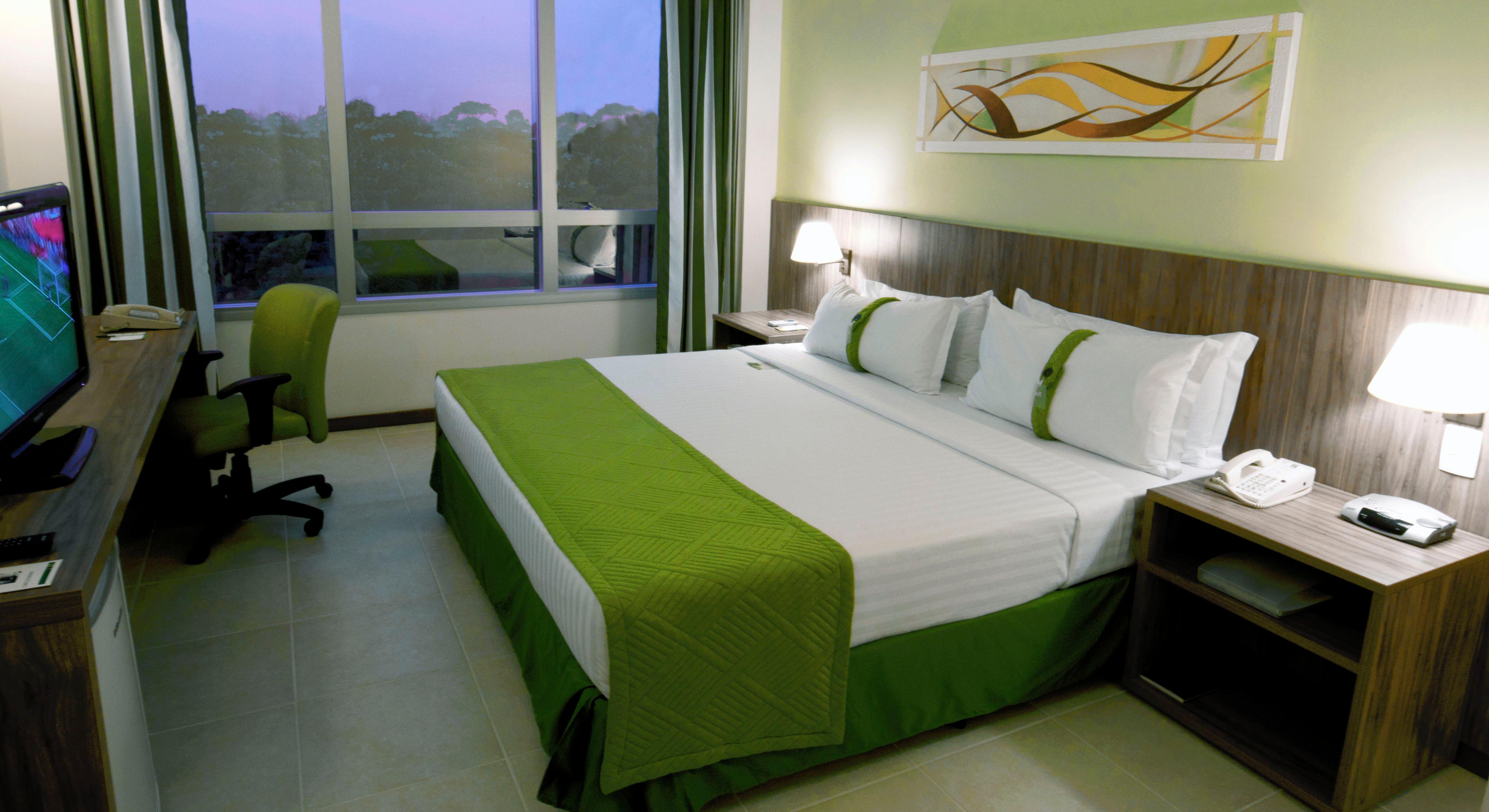 By Ihg Hotel