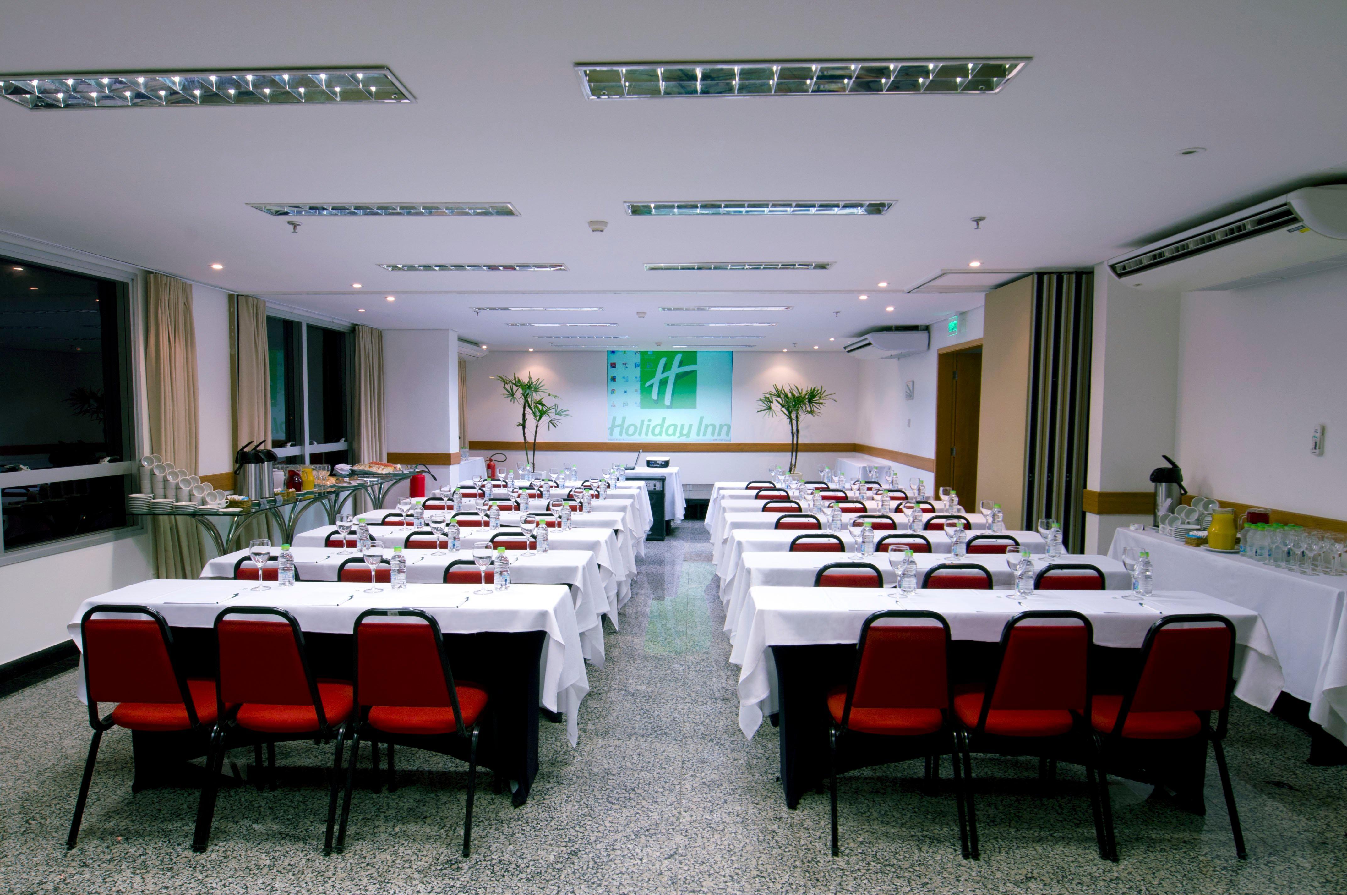 Hotel By Ihg